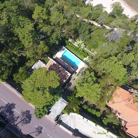 The House, Sur Mer, Cote Dazur, France Βίλα *