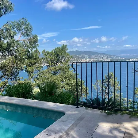 The House, Sur Mer, Cote Dazur, France Βίλα